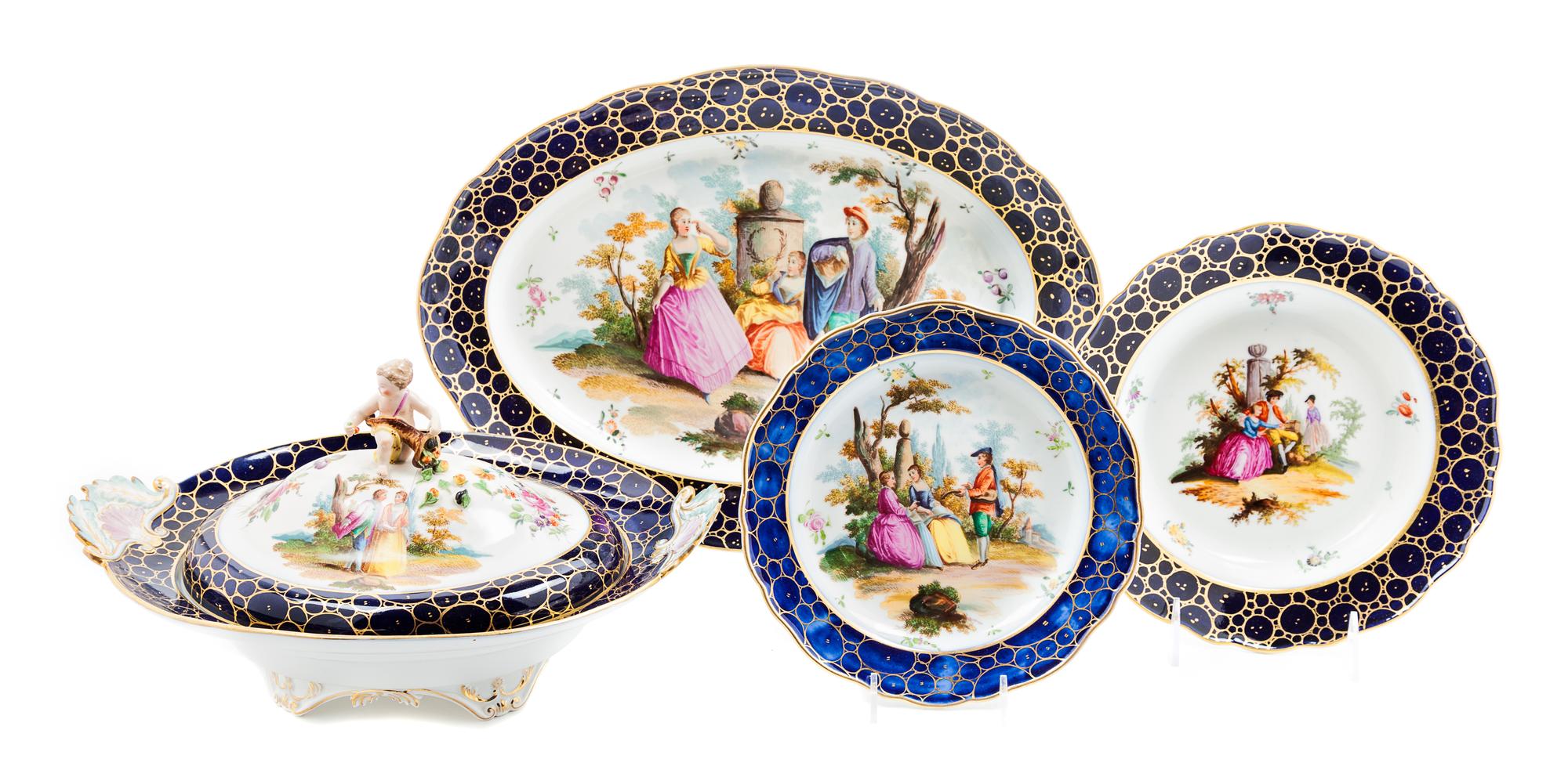 A Meissen Porcelain Dinner Service Width of first 16 inches. — 19TH CENTURY