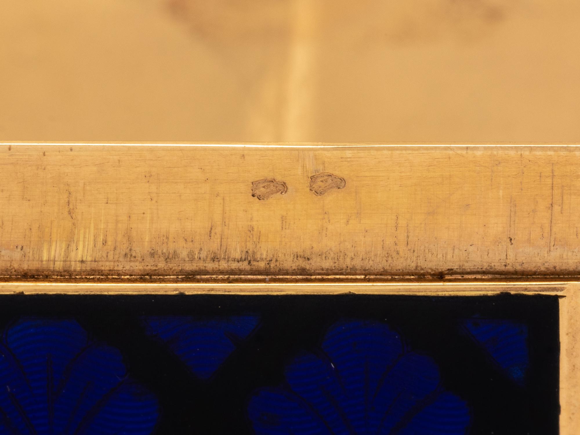 A Gold and Enamel Decorated Snuff Box