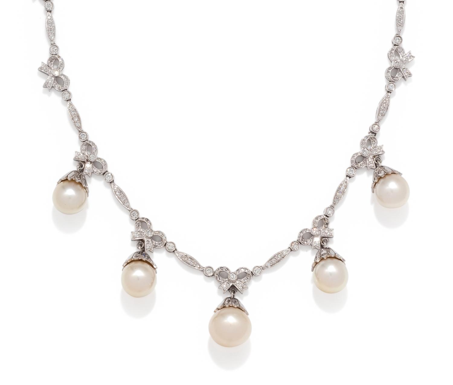 CULTURED SOUTH SEA PEARL AND DIAMOND NECKLACE