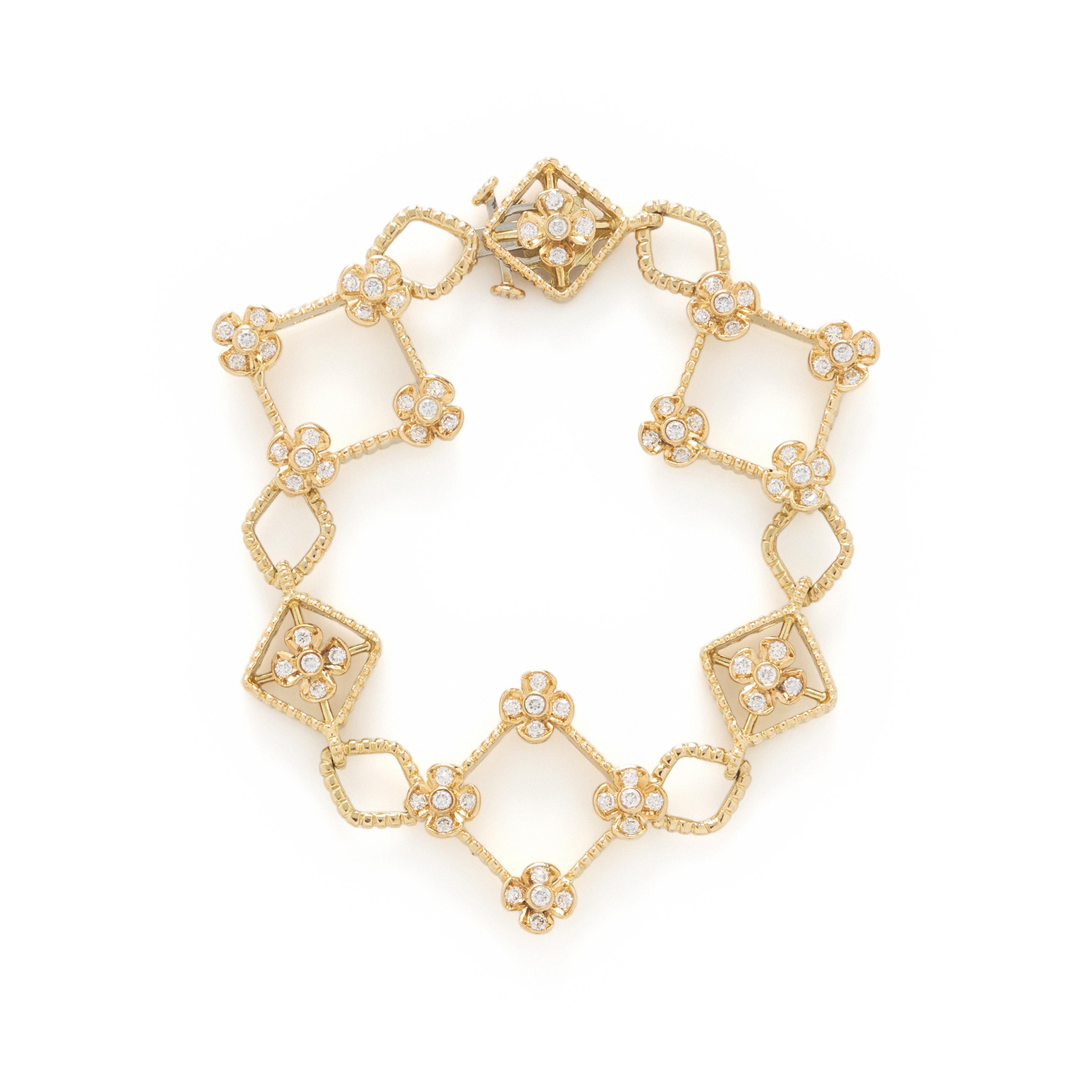 BAGH, YELLOW GOLD AND DIAMOND BRACELET