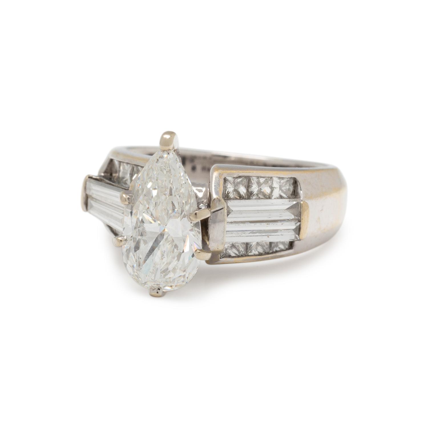 DIAMOND RING