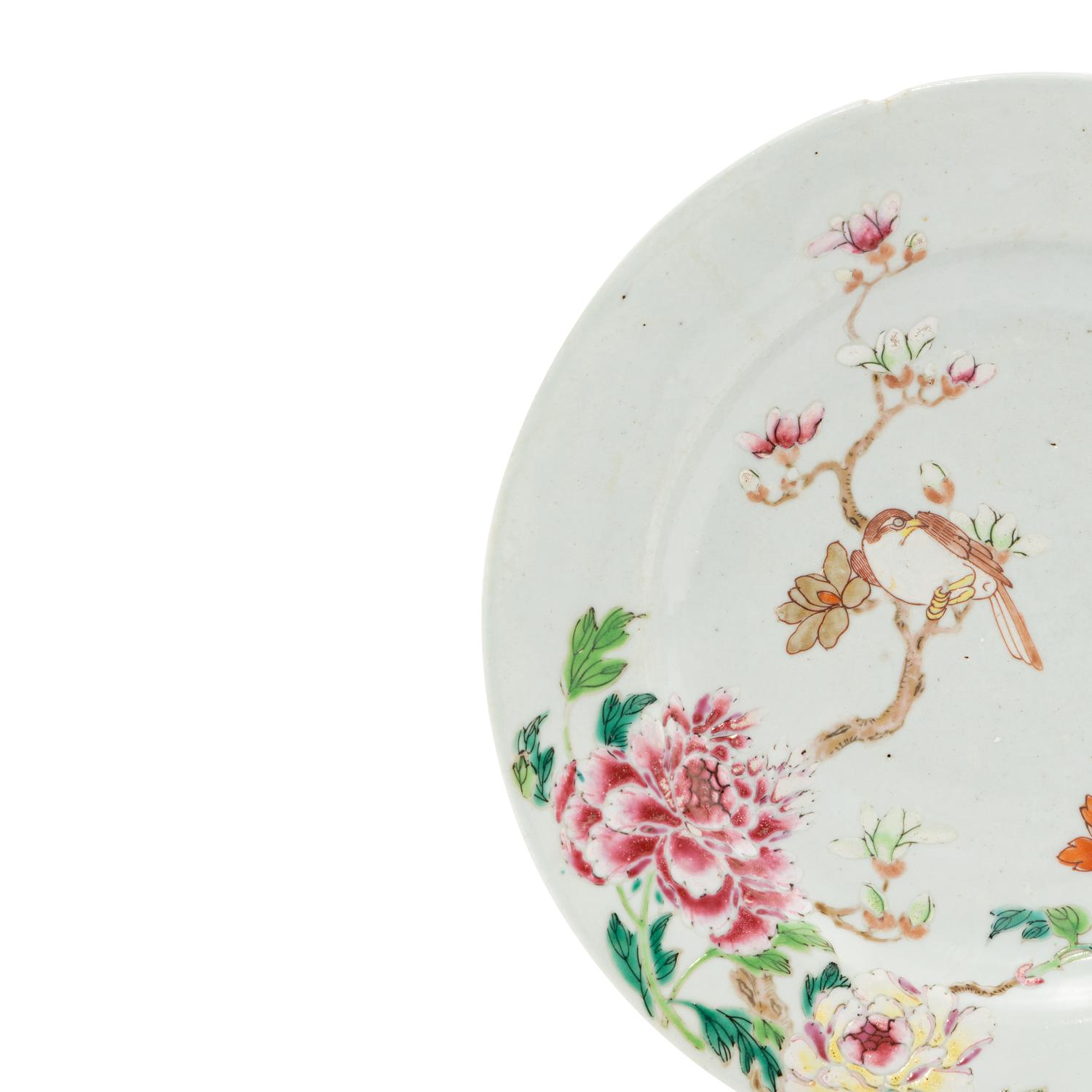 A Chinese Export Porcelain Dish