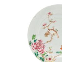 A Chinese Export Porcelain Dish