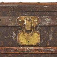 LOUIS VUITTON, ANTIQUE TRUNK