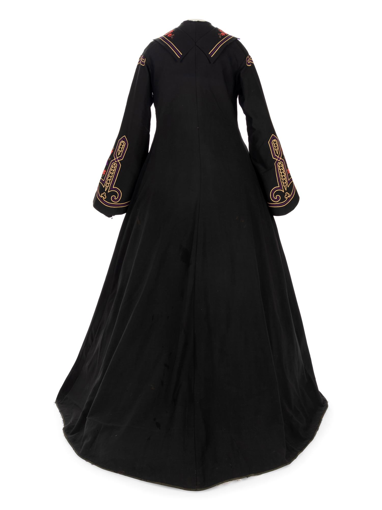 Embroidered Wool Dressing Gown, 1860s