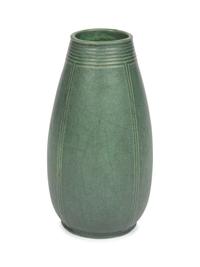 Vase, model 252