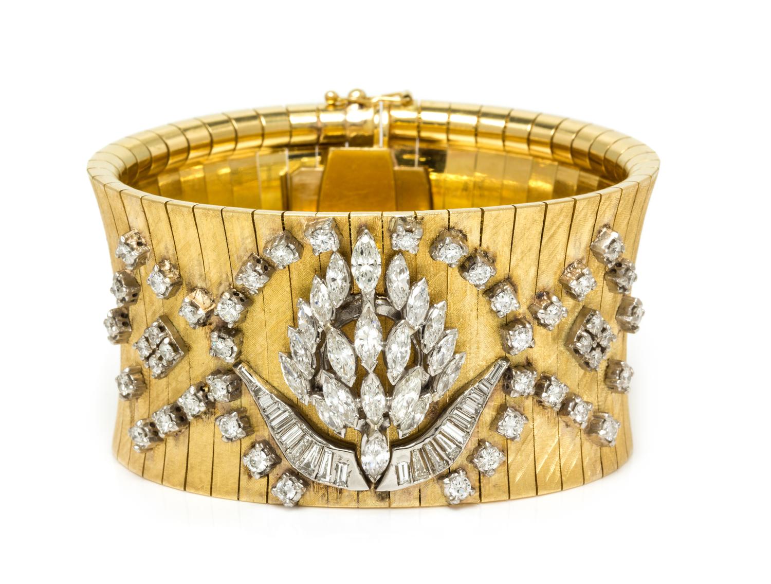 A Yellow Gold, Platinum and Diamond Bracelet, 89.65 dwts.