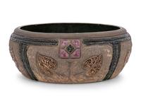 A Roseville Pottery Jardinere