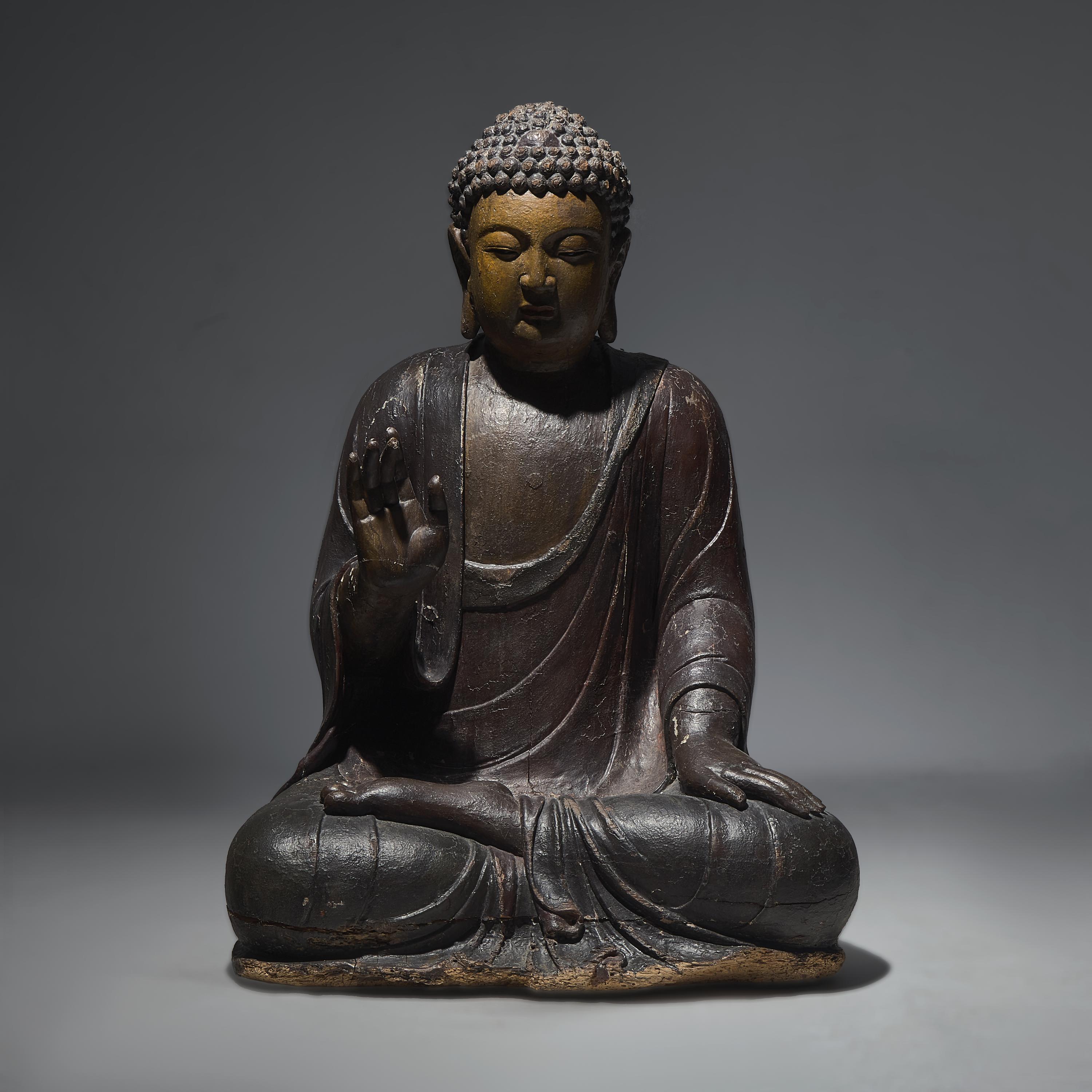 A Large Chinese Lacquered Wood Seated Buddha, Late Ming/Early Qing Dynasty — 明末清初 木髹漆巨型坐佛