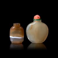 Two Chinese Agate Snuff Bottles 清晚期 瑪瑙鼻煙壺兩支