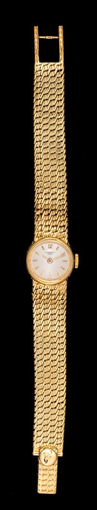 An 18 Karat Yellow Gold Ref. 3215 Wristwatch, Patek Philippe,
