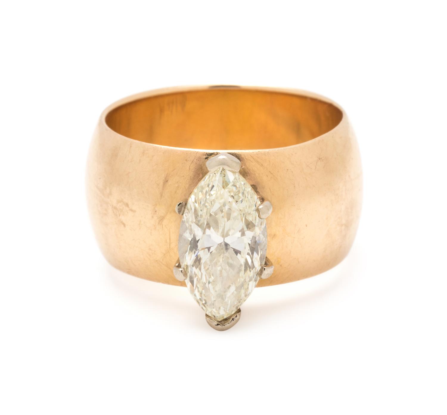 DIAMOND RING