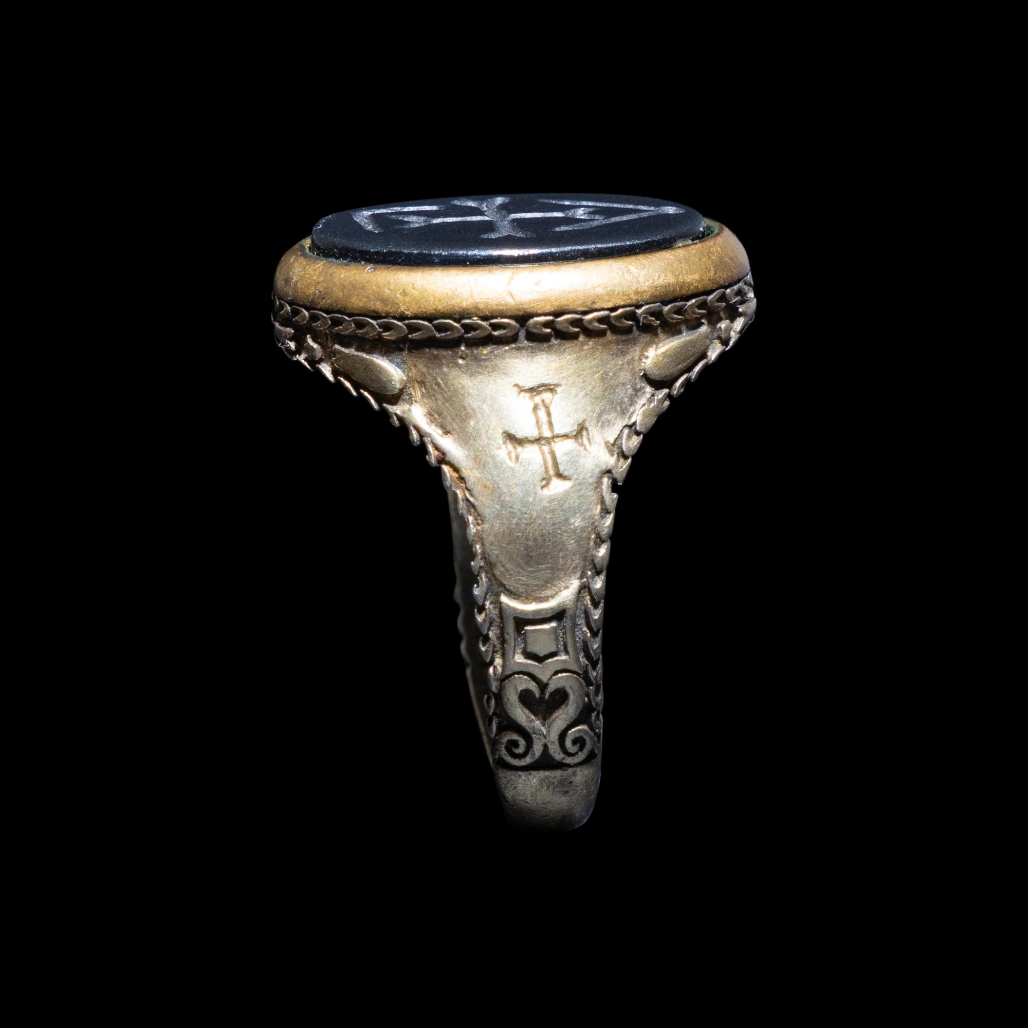 A Sicilian Electrum and Onyx Signet Ring of a Templar Grand Master