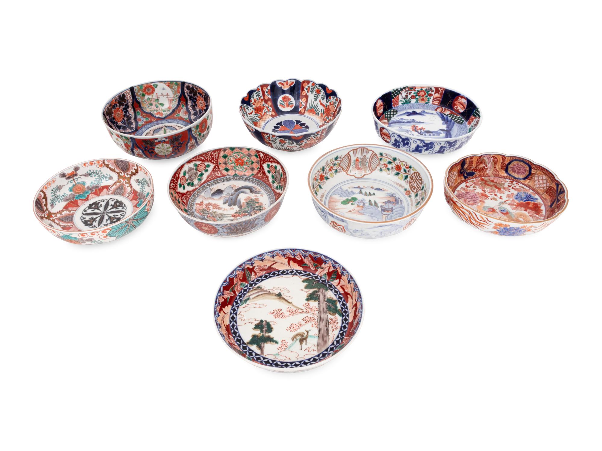 39 Japanese Imari and Kutani Porcelain Bowls, Plates, and Chargers