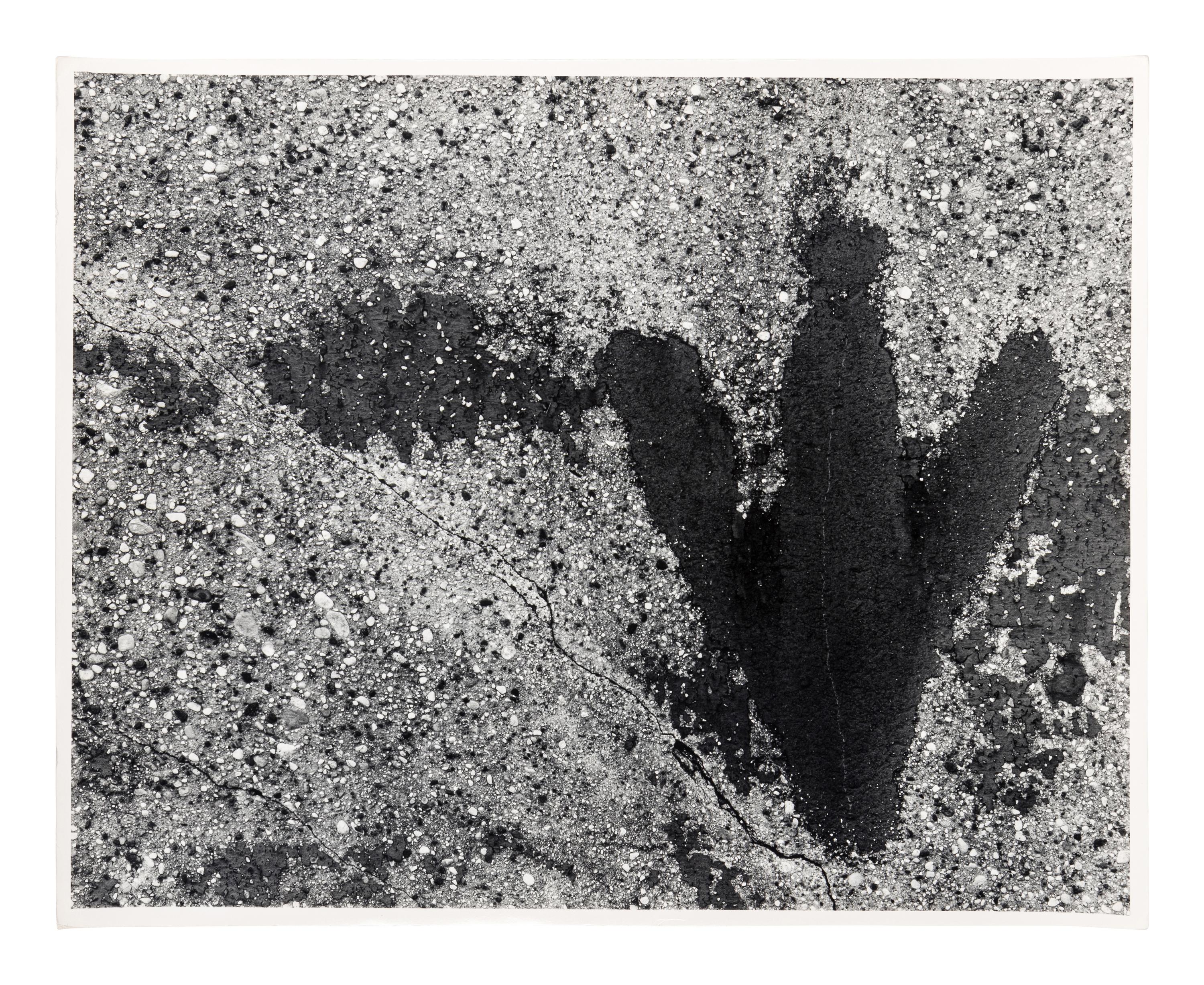 Aaron Siskind (1903-1991) Chicago 22, 1952