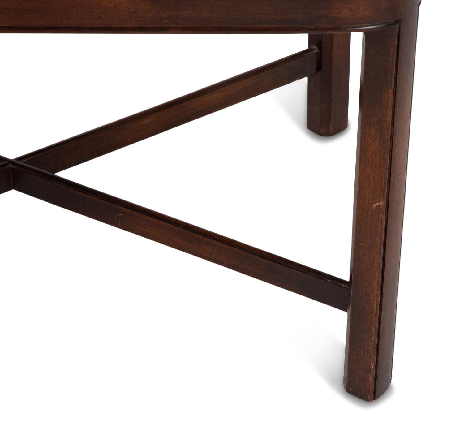 An English Lacquered Papier-Mâché Tray in Fitted Mahogany Stand