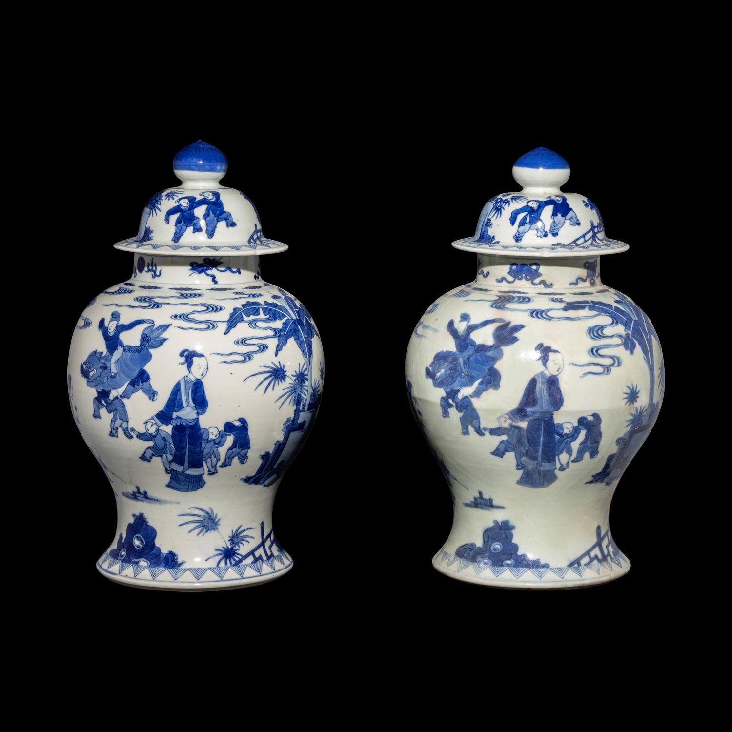 A Pair of Chinese Blue and White 'Figural' Porcelain General Jars and Covers, 19th/Early 20th Century 晚清/民國 青花人物故事圖將軍罐一對