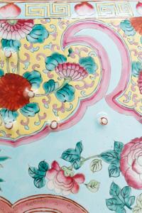 A Chinese Export Enameled Porcelain Garden Seat