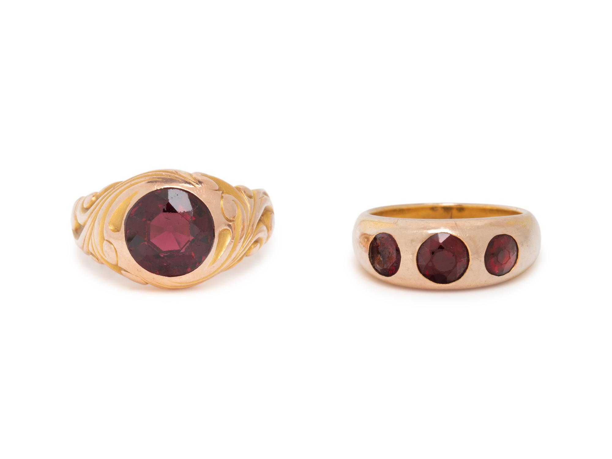 COLLECTION OF YELLOW GOLD AND GARNET RINGS