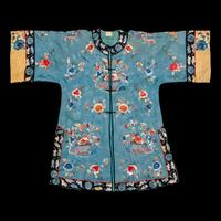 A Chinese Celeste Blue Ground Embroidered Silk Lady's Jacket 清晚期 藍地牡丹花籃紋褂