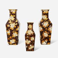 A Three-Piece Wedgwood Aesthetic Movement Bone China Garniture Set UK, 1880s
