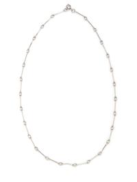 An 18 Karat White Gold and Diamond Necklace, 4.40 dwts.