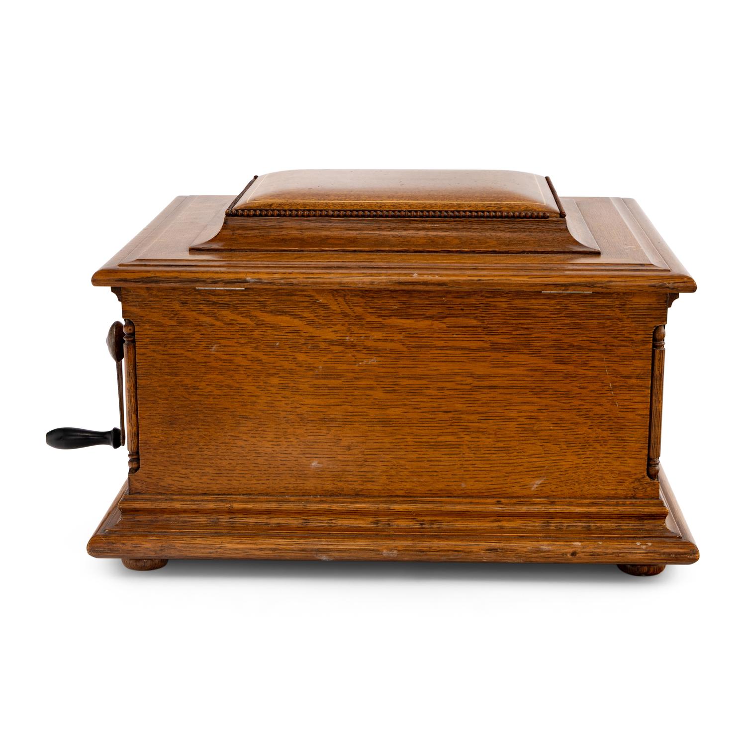 A Regina Disk Music Box