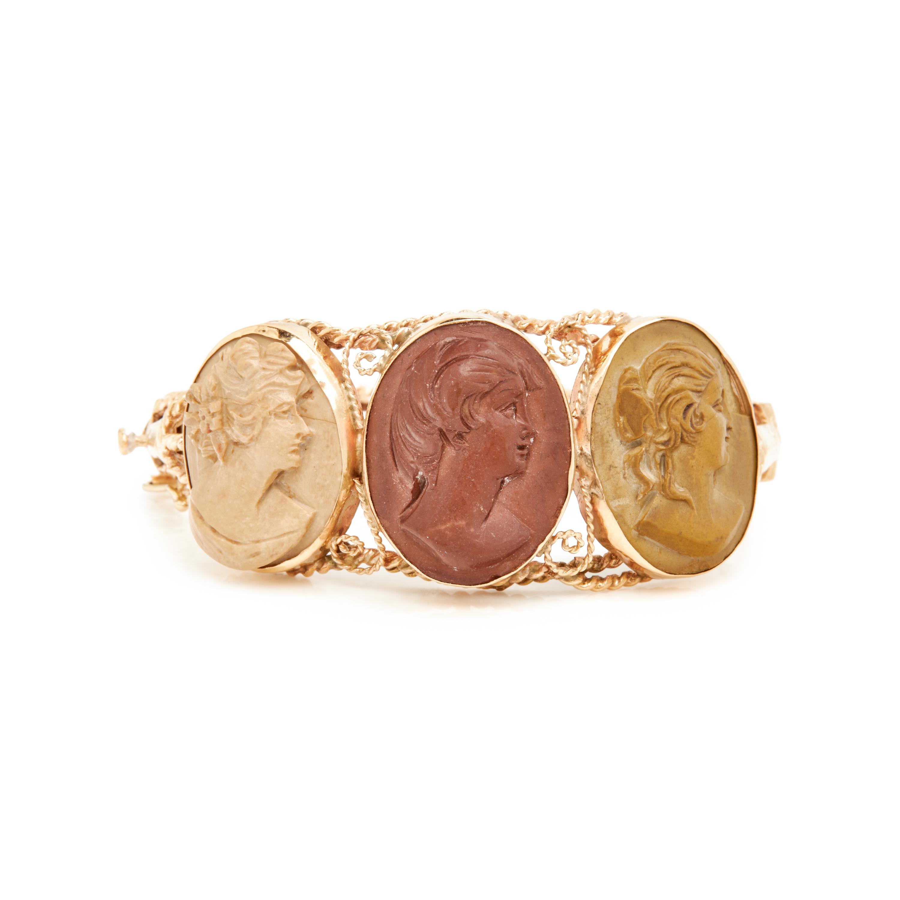 LAVA CAMEO JEWELRY SUITE