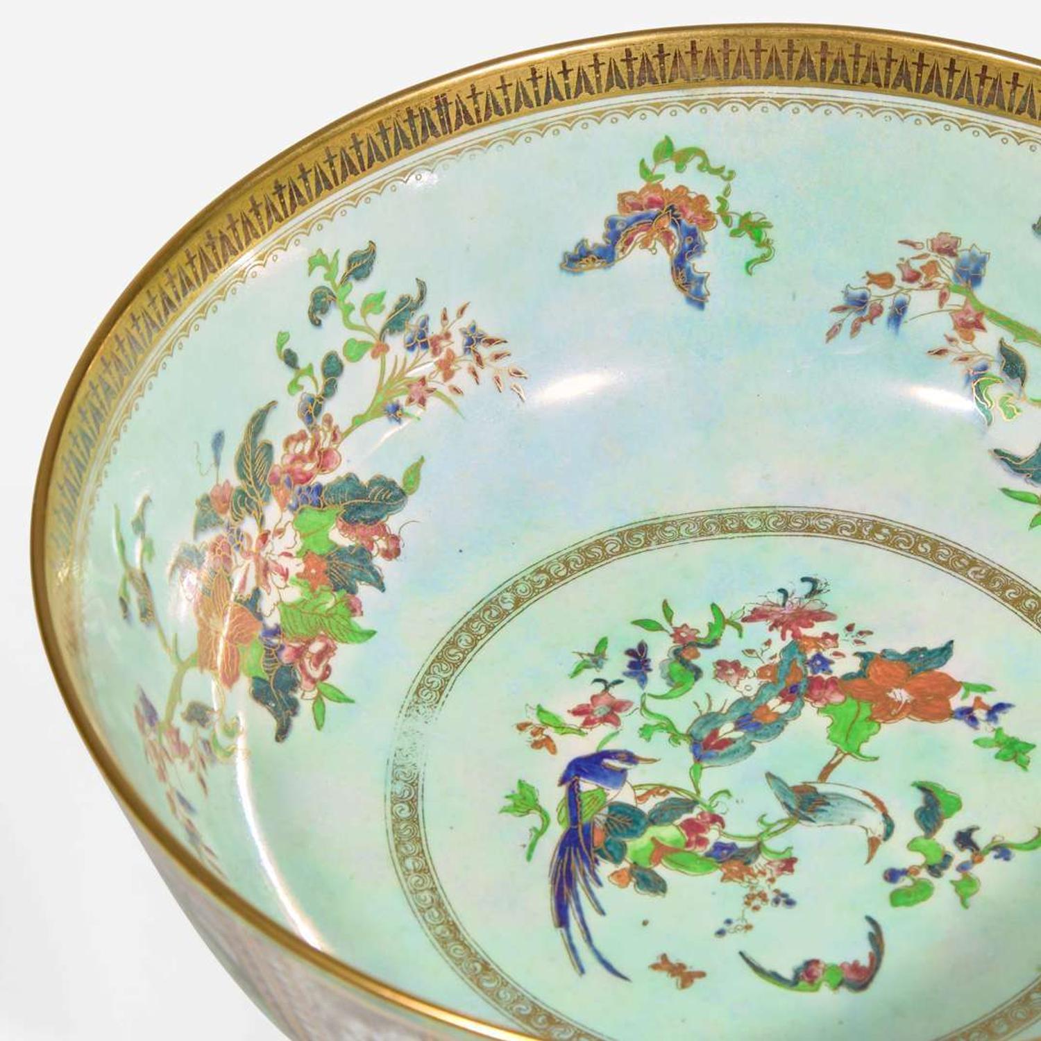 A Large Wedgwood Lustre Imperial Bowl UK, circa 1920