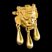 A Coclé Tumbaga Face Pendant