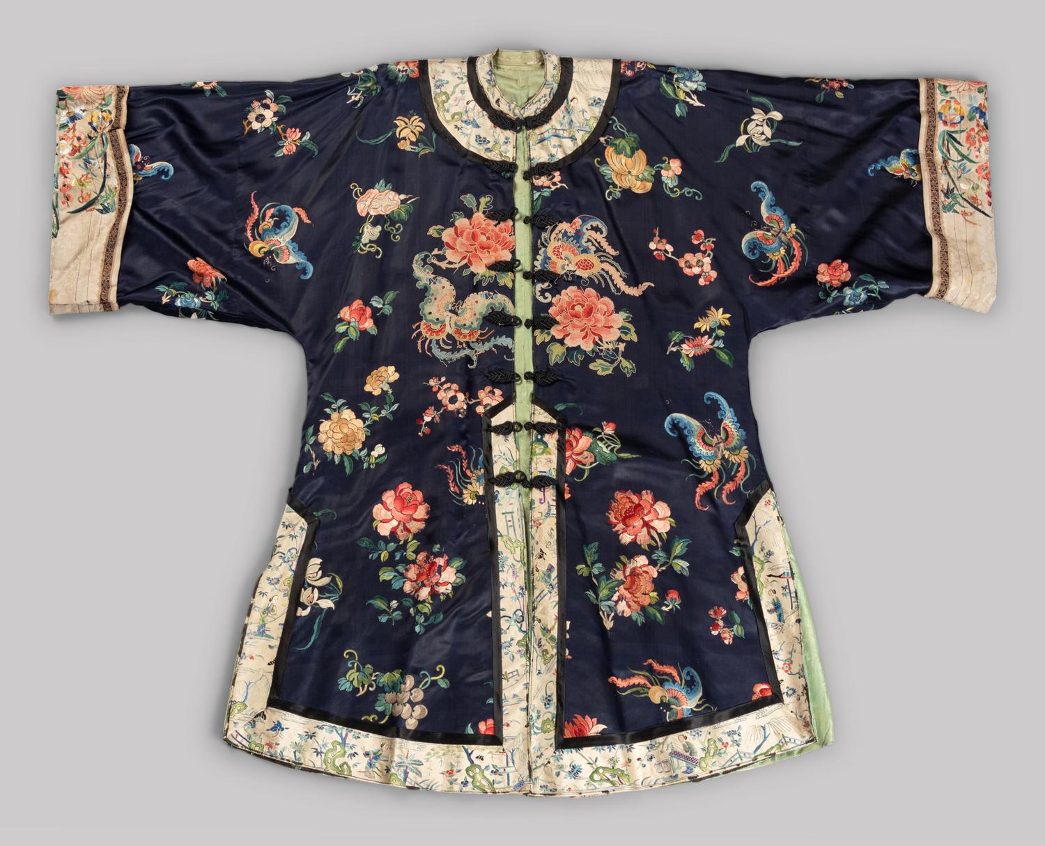 A Chinese Embroidered Silk Ladies' Jacket