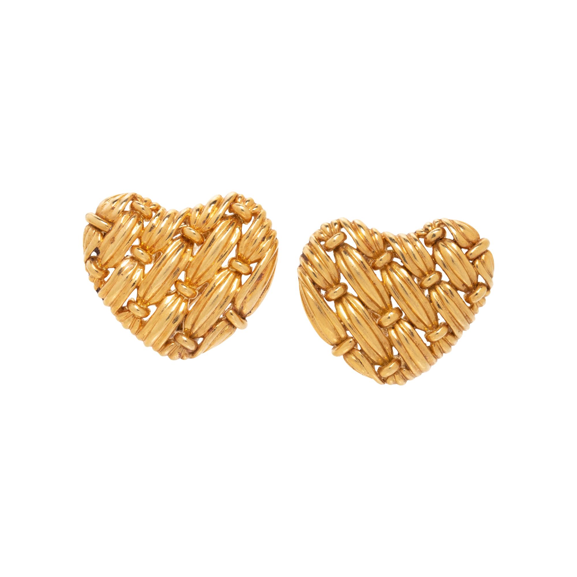 TIFFANY & CO., YELLOW GOLD WOVEN HEART EARRINGS
