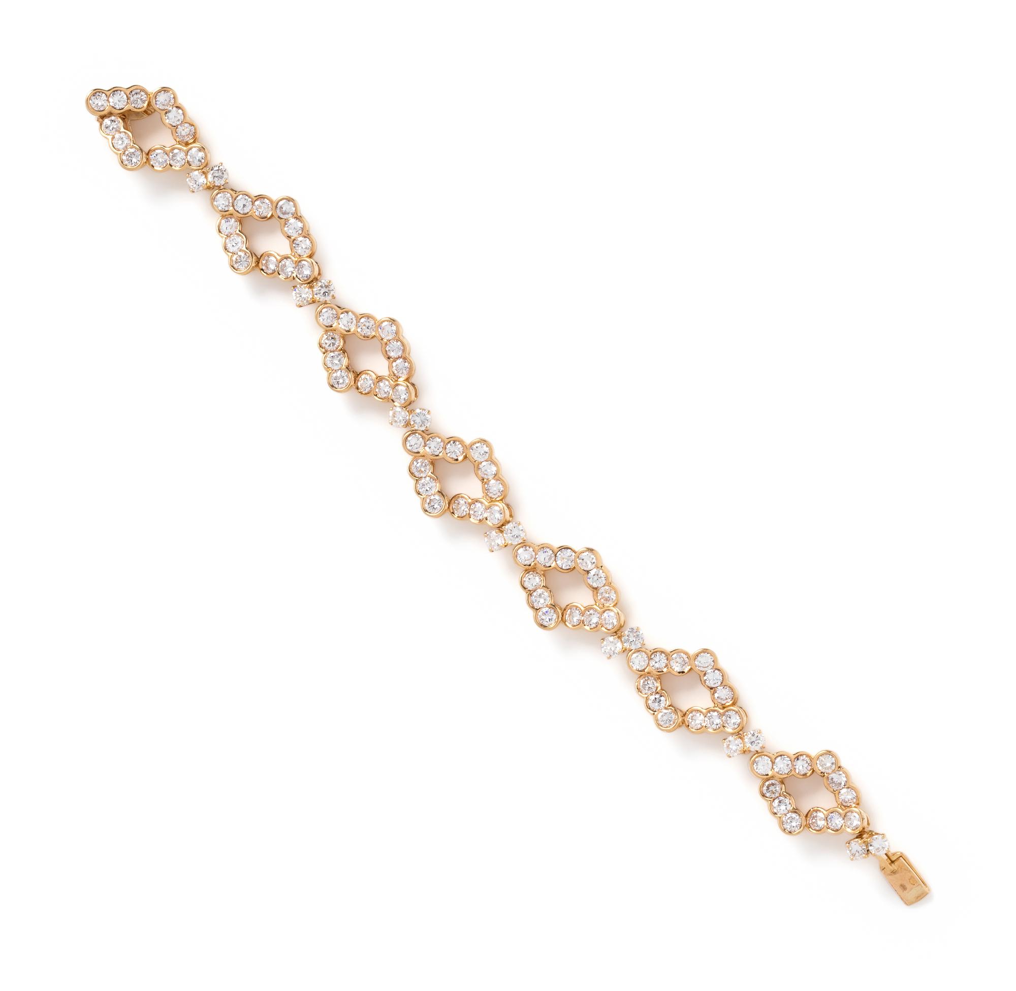 FRENCH, DIAMOND BRACELET