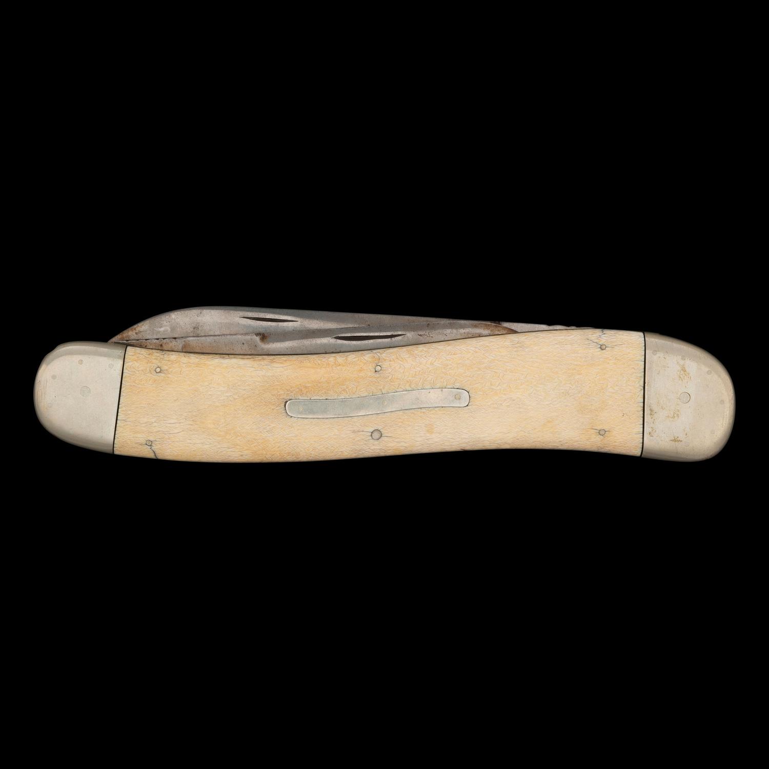 Massive Coquanoc Works Three-Bladed Folding Knife Possibly made for the 1876 Centennial Exposition in Philadelphia