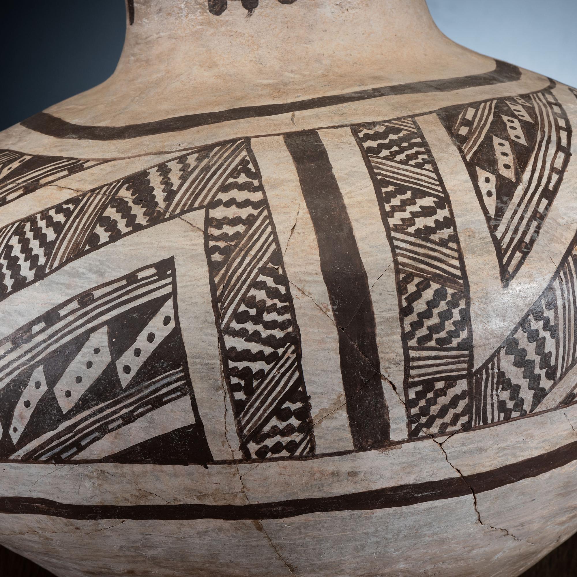 Anasazi Black-on-White Pottery Storage Jar