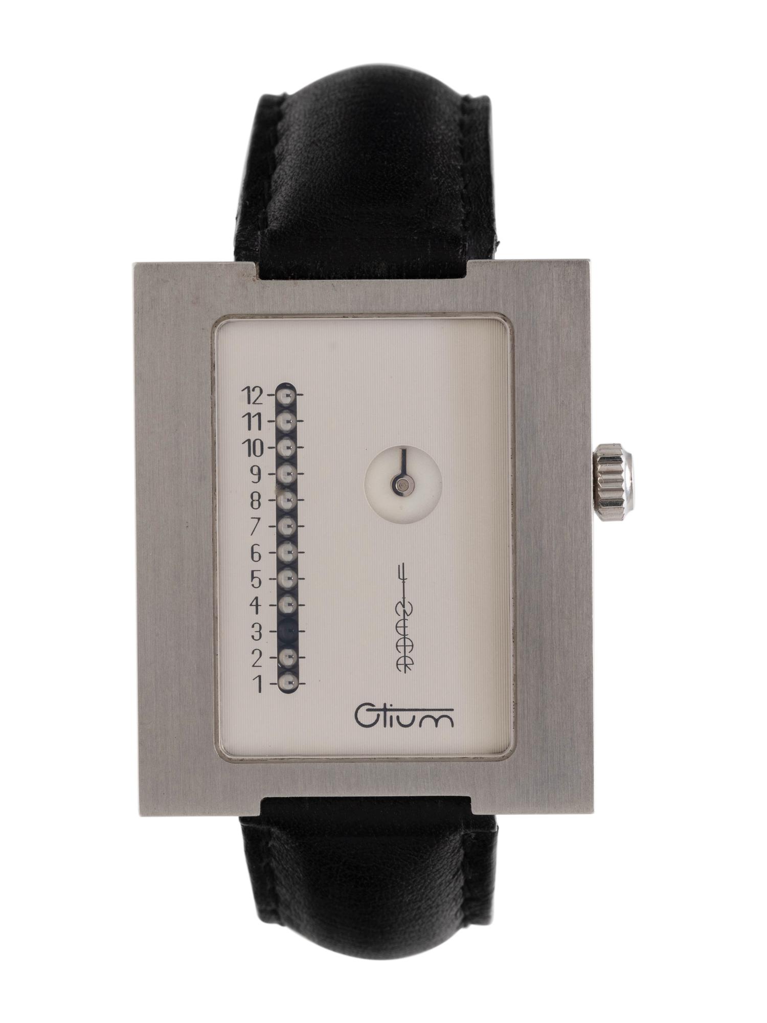 OTIUM, STAINLESS STEEL 'OTIUM' WRISTWATCH