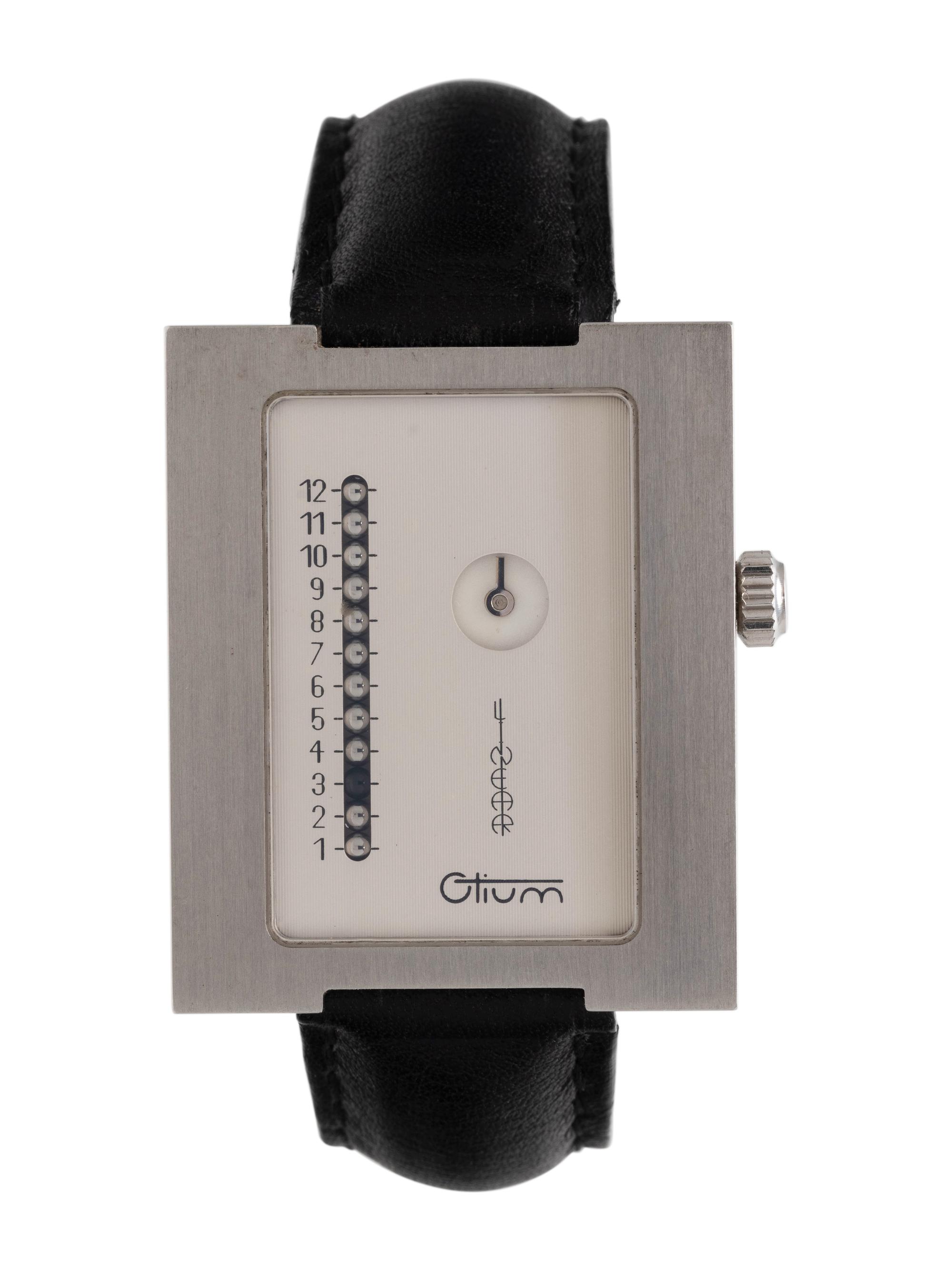 OTIUM, STAINLESS STEEL 'OTIUM' WRISTWATCH