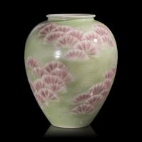 A Large Japanese Porcelain Vase, Makuzu Kozan, Meiji Period — 日本明治時期 宮川香山製芙蓉花大罐