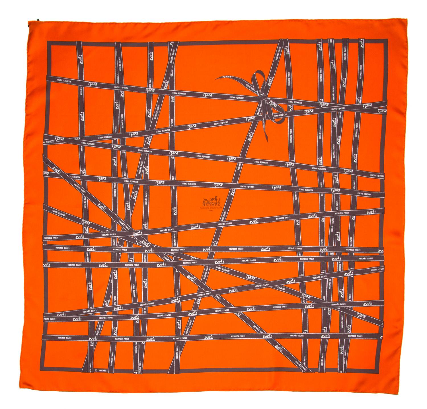 An Hermes 90cm Silk Scarf, 36" x 36".