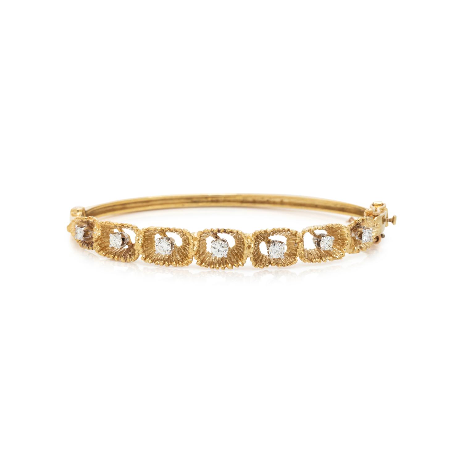 YELLOW GOLD AND DIAMOND BANGLE BRACELET
