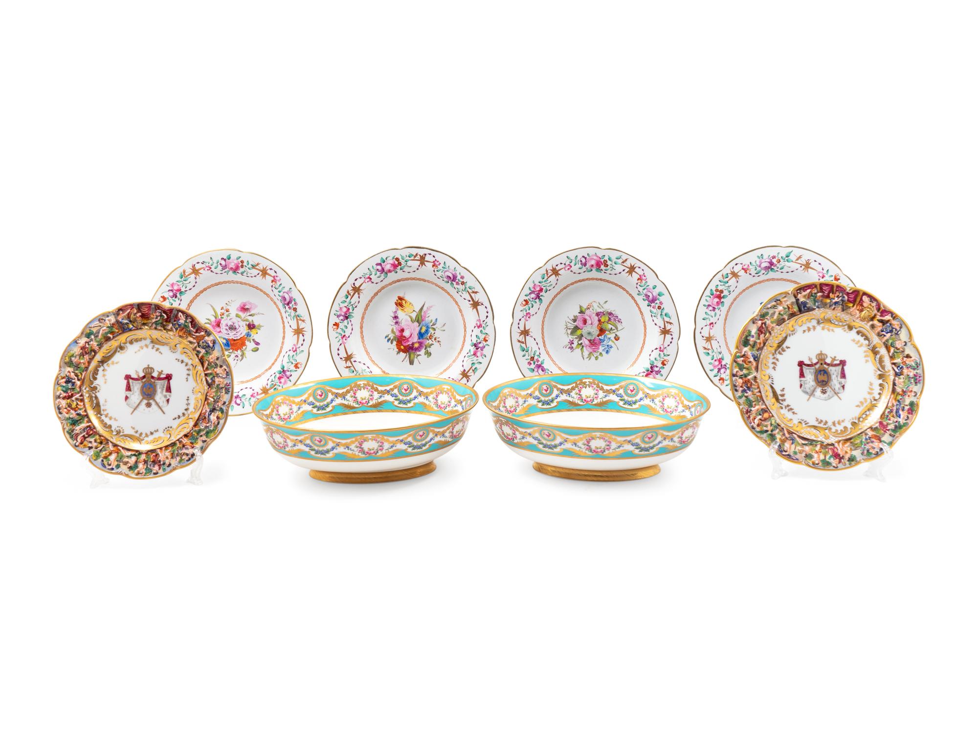 Eight Pieces of Miscellaneous Porcelain — 19TH/20TH CENTURY