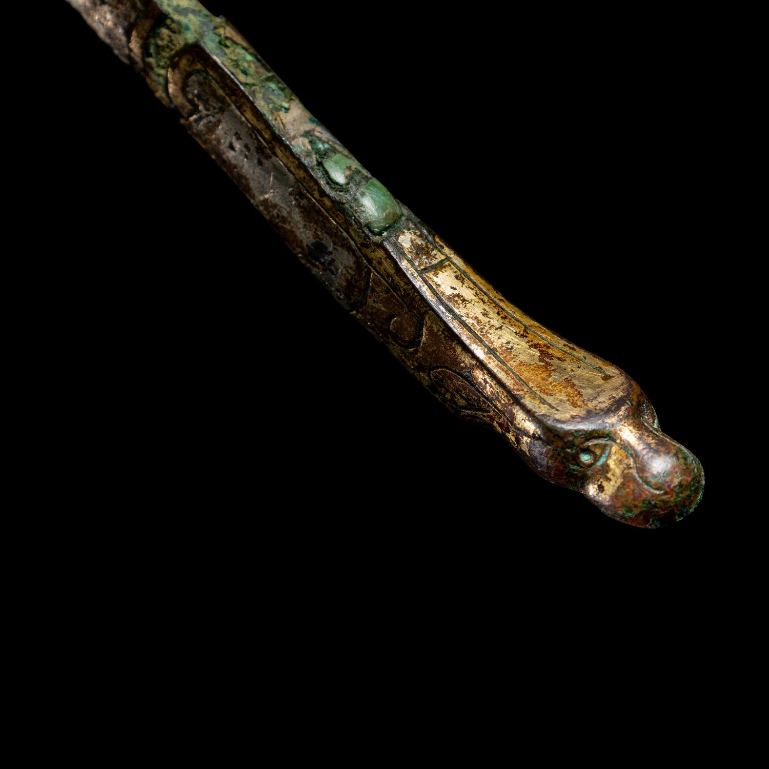 A Chinese Gilt, Silvered and Turquoise Inlaid 'Rabbit' Gold Belt Hook, Warring States Period 戰國 鎏金銅錯銀嵌松石雙獸首奔兔帶鉤