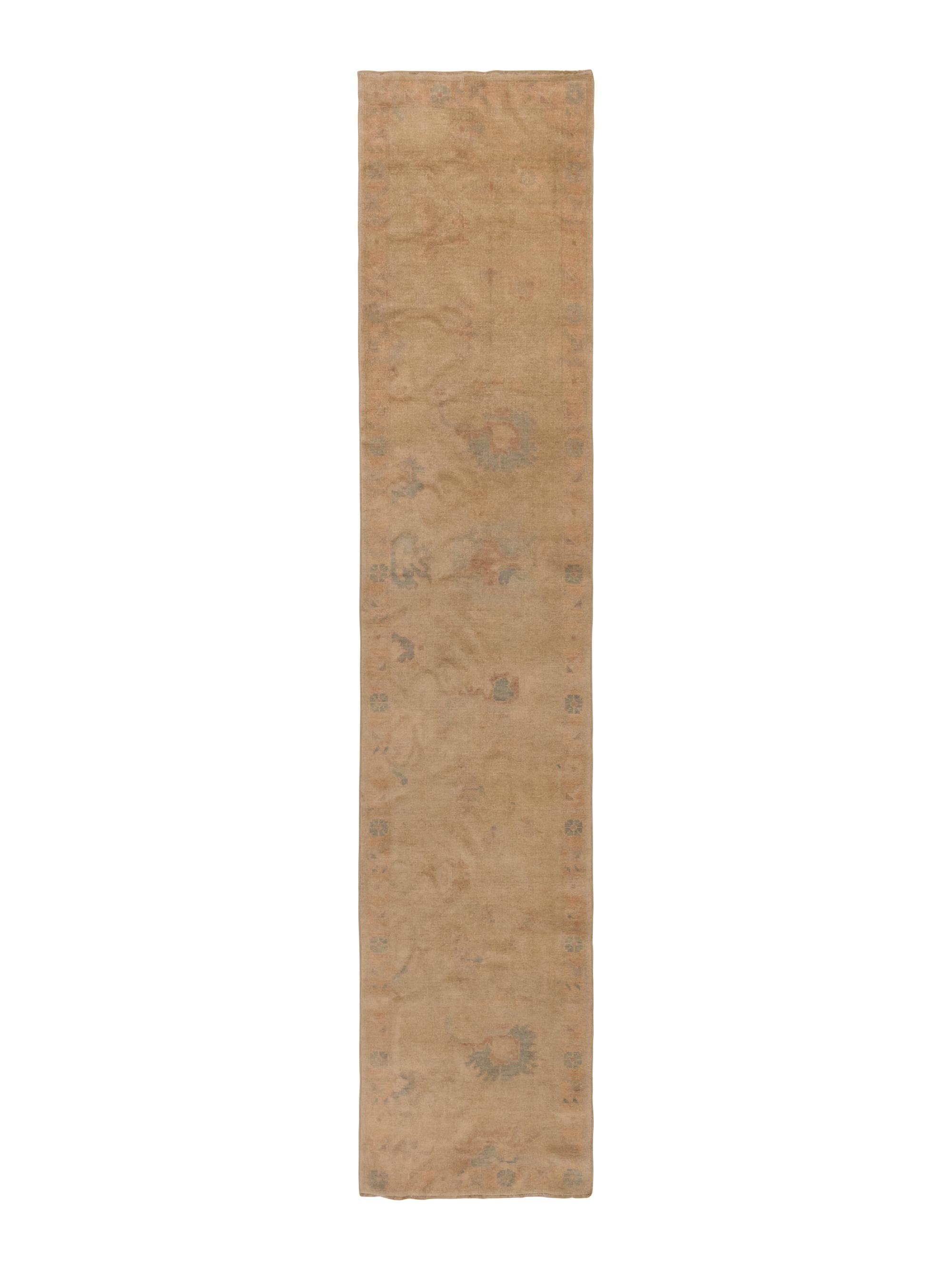 An Oushak Runner