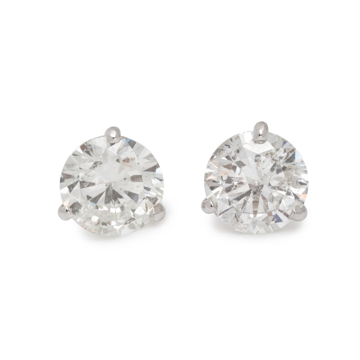 DIAMOND STUD EARRINGS