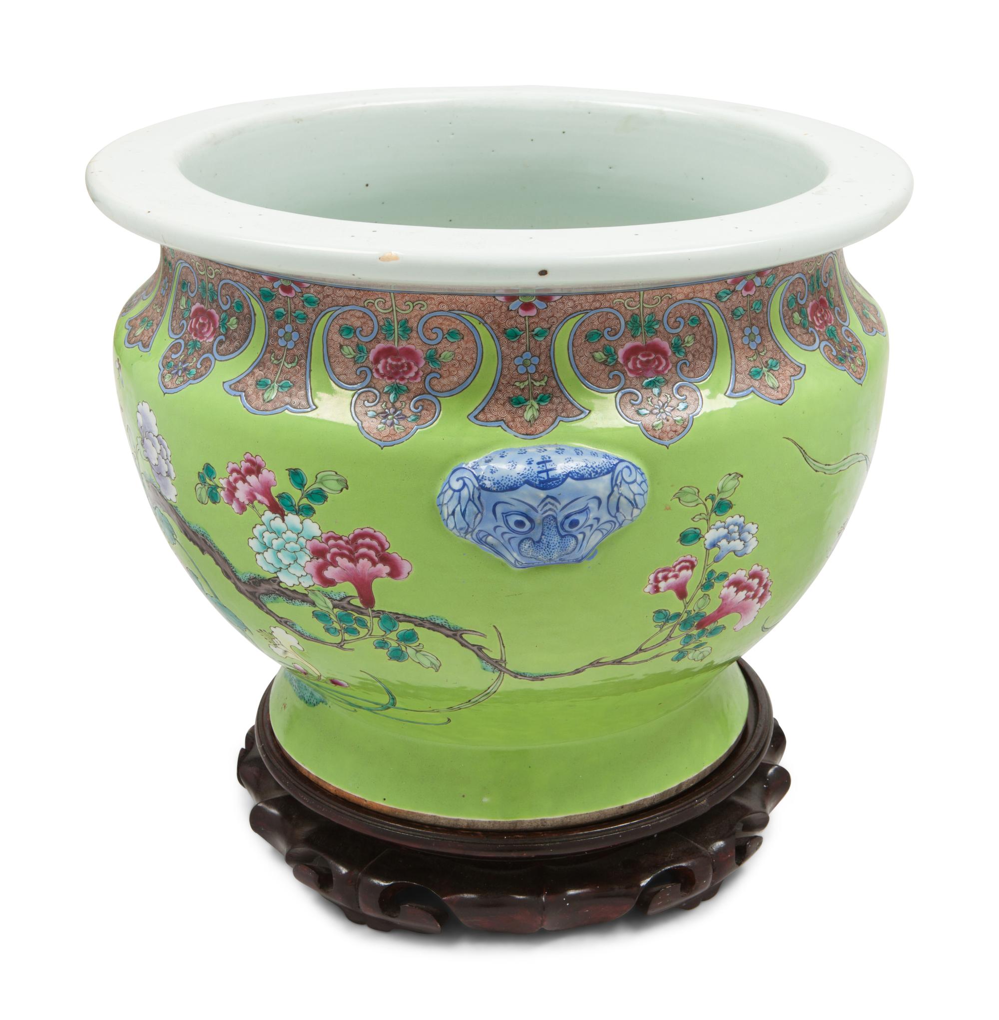 A Chinese Export Apple Green Ground Famille Rose Porcelain Jardiniere