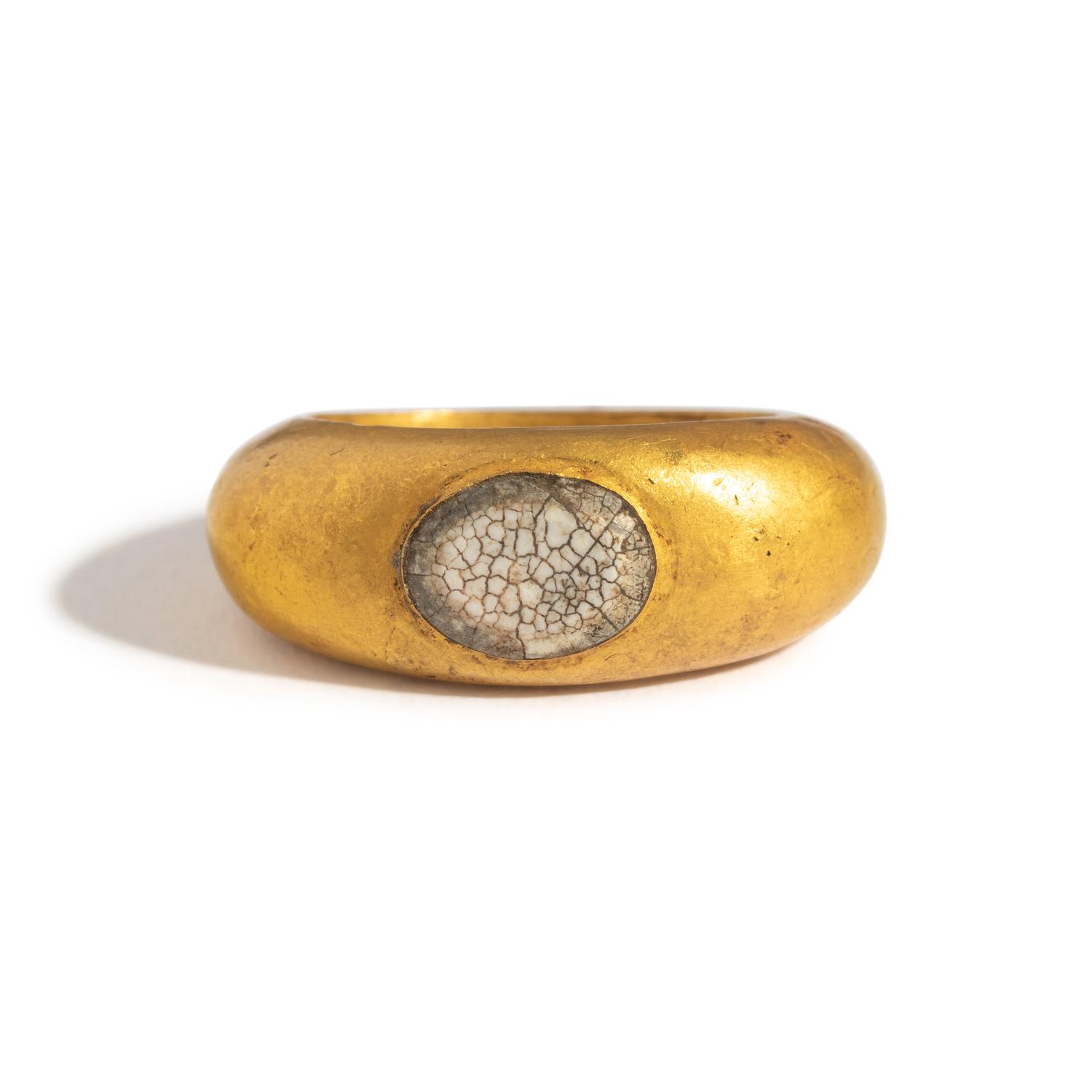 A Roman and White Glass Finger Ring