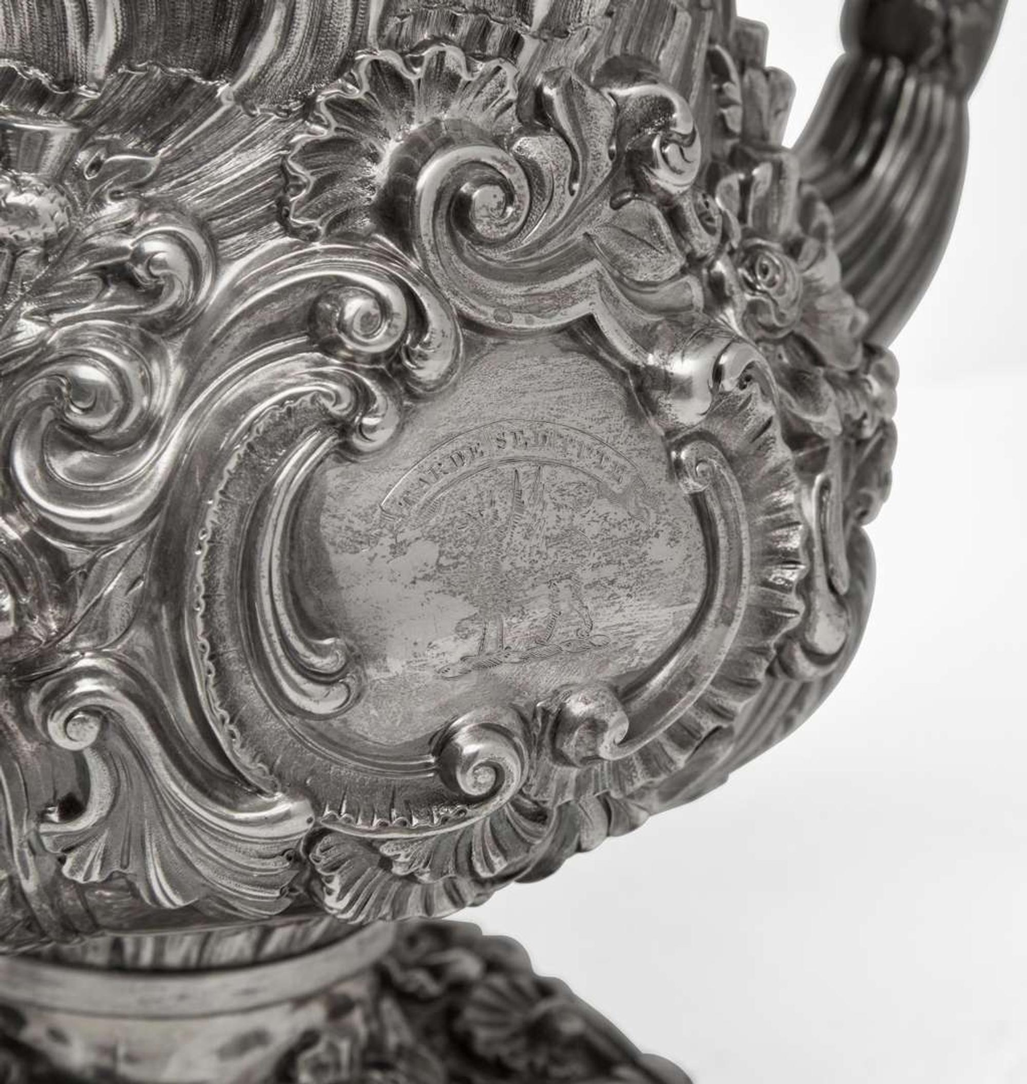 A George III / George IV sterling silver wine cooler Robert Gainsford, Sheffield, 1818-1829