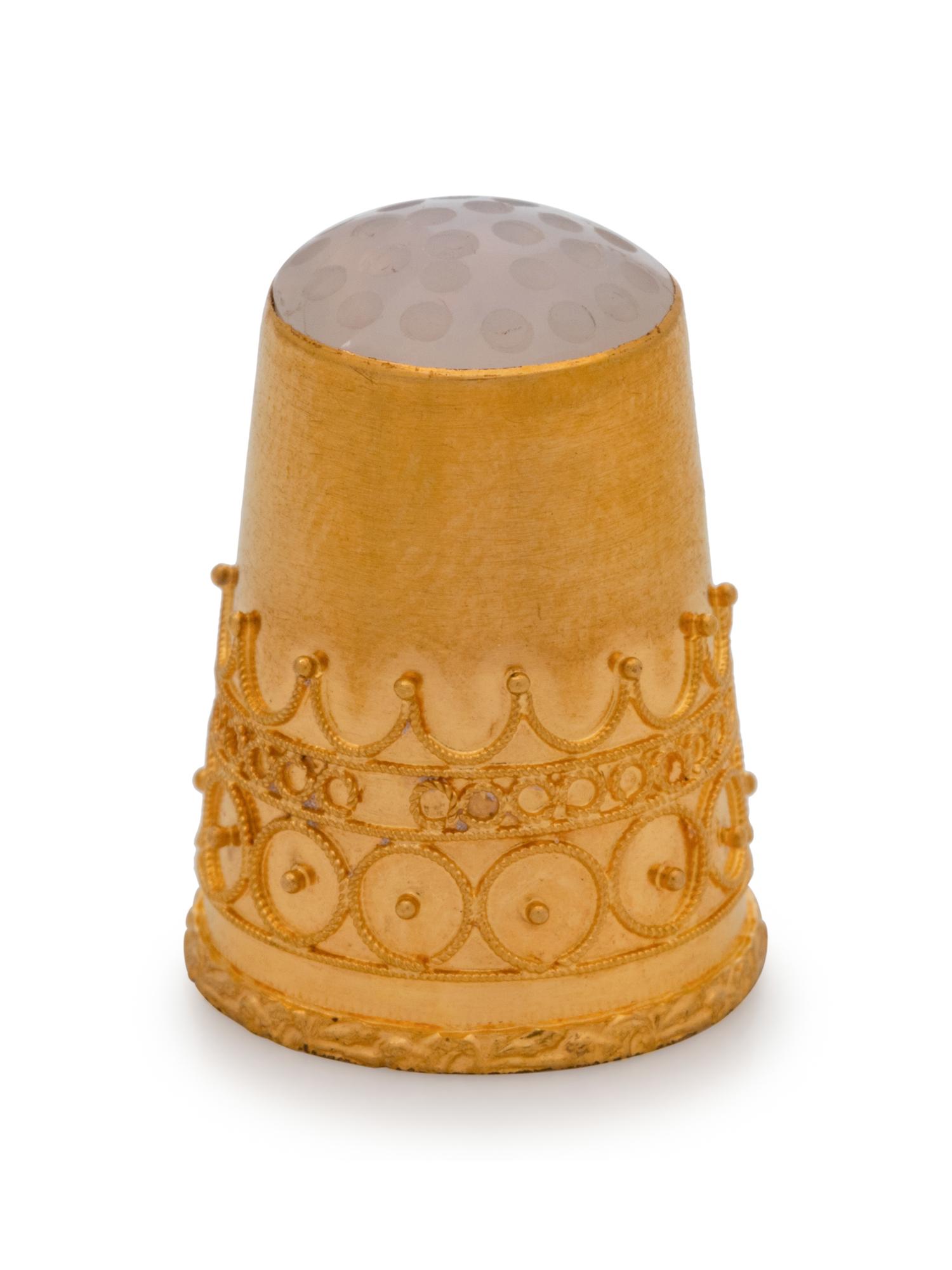 A Swedish 14-Karat Yellow Gold and Moonstone Thimble