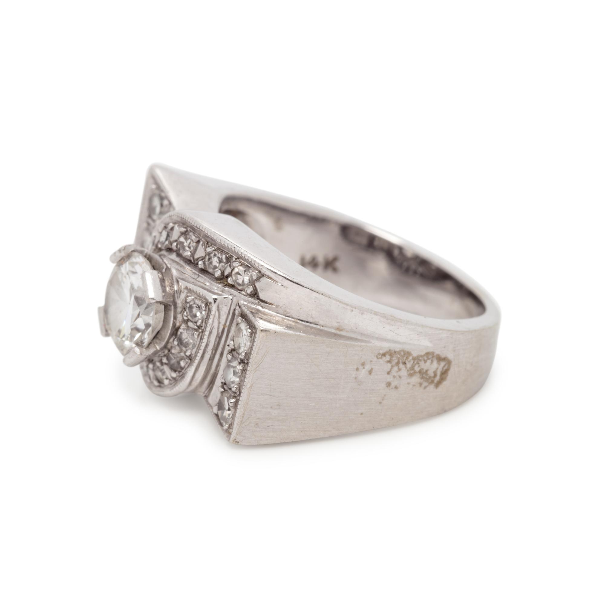 DIAMOND RING