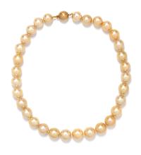 CULTURED PEARL NECKLACE